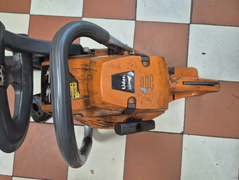 pila-spalinowa-lider-na-uszkodozna-na-czesci-kod-producenta-rg-4616-b4