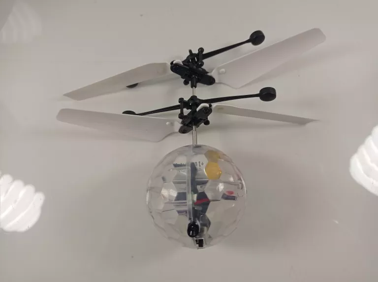 zabawka-latajaca-kulka-ean-gtin-6974051058720