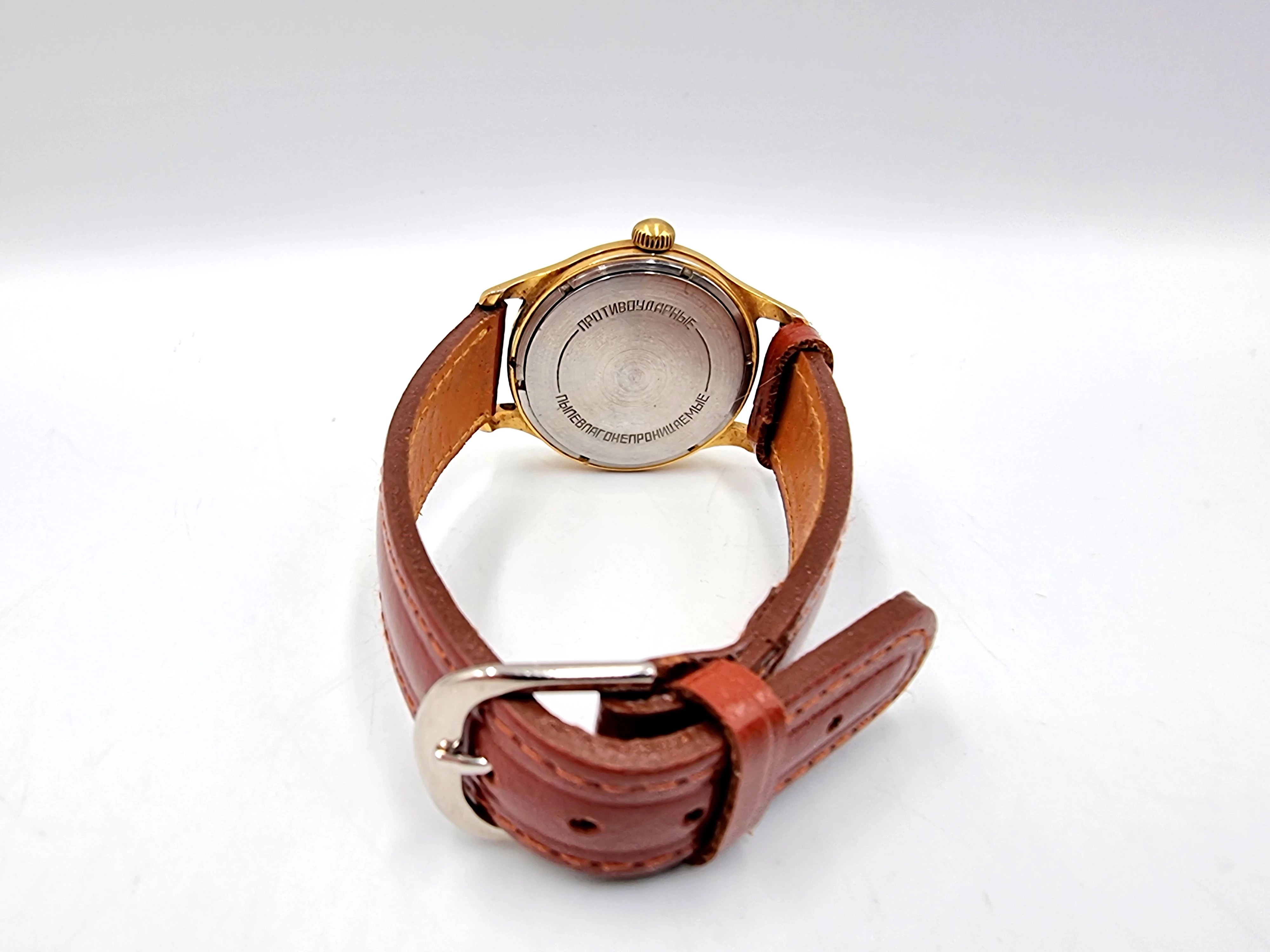 zegarek-wolna-wodoszczelnosc-129221-6