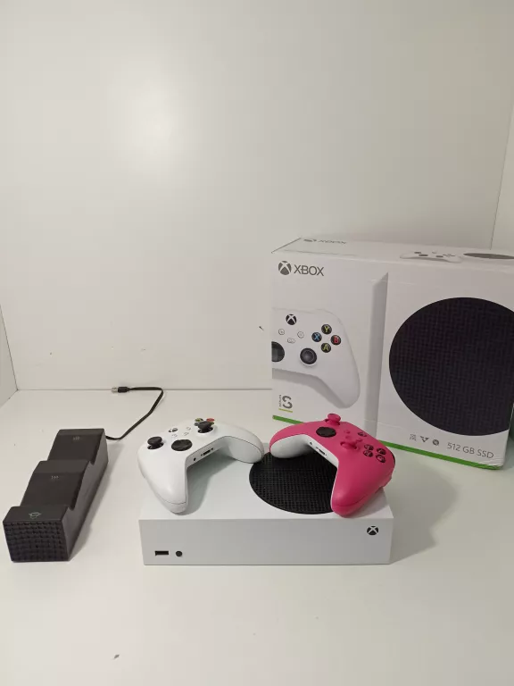 KONSOLA XBOX SERIES S 500GB 2 PADY ŁADOWARKA AKUMULATOROWA