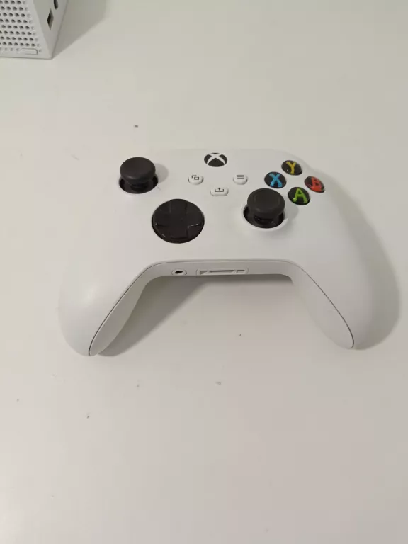 KONSOLA XBOX SERIES S 500GB 2 PADY ŁADOWARKA AKUMULATOROWA