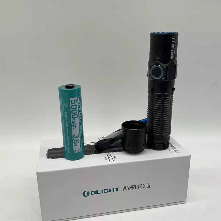 LATARKA OLIGHT WARRIOR 3S - 2300 LUMENÓW