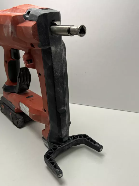 OSADZAK AKUMULATOROWY GWOŹDZIARKA HILTI BX 3-22 | AKU | WALIZKA