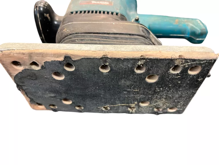 SZLIFIERKA OSCYLACYJNA MAKITA 9046