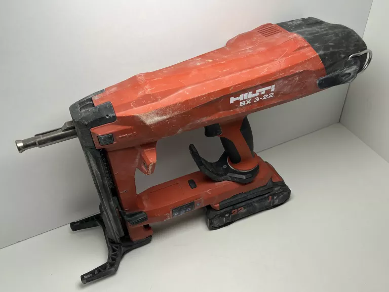 OSADZAK AKUMULATOROWY GWOŹDZIARKA HILTI BX 3-22 | AKU | WALIZKA
