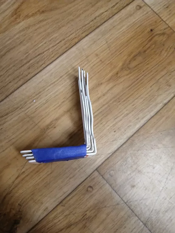 GRZEJNIK ELEKTRYCZNY LEYA 1000 W BIAŁY NT10HBE