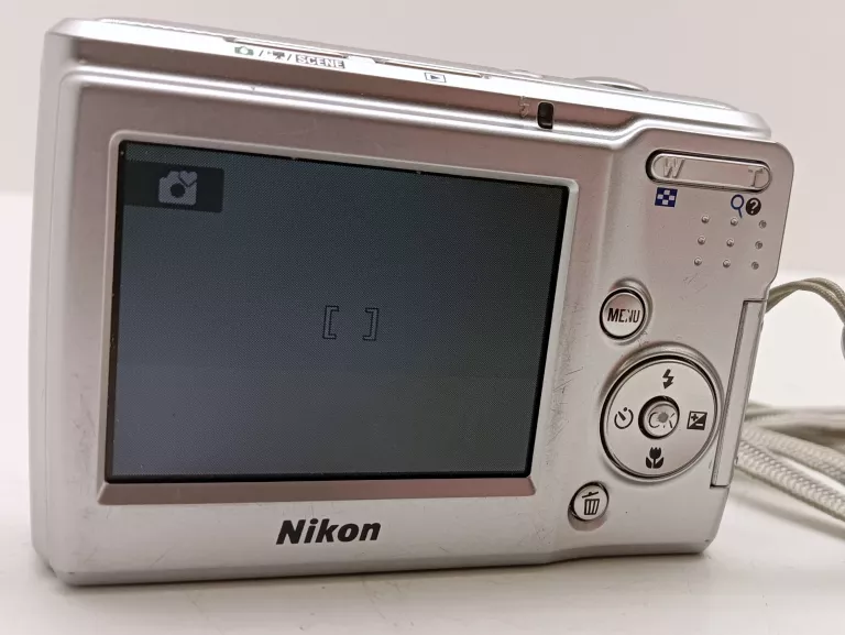 APARAT NIKON COOLPIX L14 ETUI