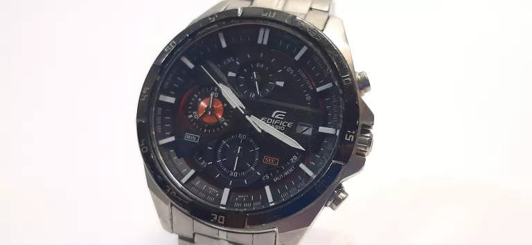 ZEGAREK CASIO EDIFICE EFR-556
