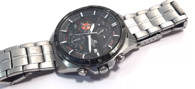 ZEGAREK CASIO EDIFICE EFR-556