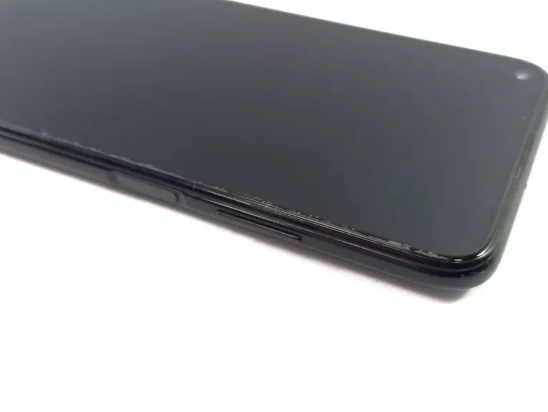 SMARTFON HUAWEI P40 LITE 6 GB / 128 GB 4G (LTE)