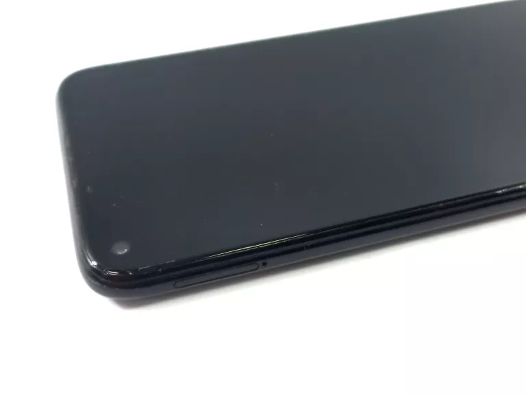 SMARTFON HUAWEI P40 LITE 6 GB / 128 GB 4G (LTE)