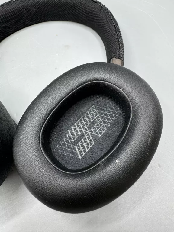 SŁUCHAWKI JBL LIVE 650BTNC