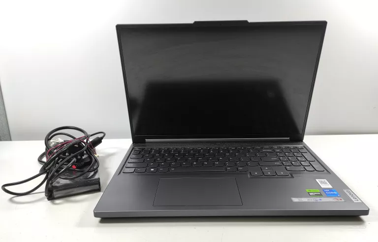 LAPTOP LENOVO LEGION SLIM 5 16IRH8 16 " INTEL CORE I5 16/512 GB