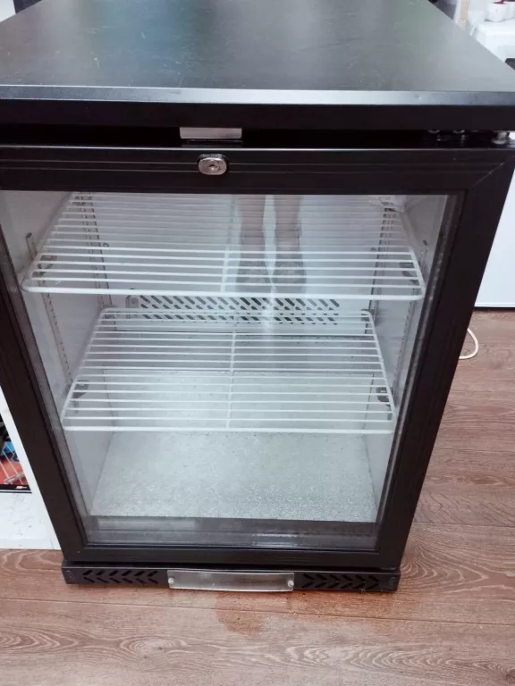 SZAFA CHŁODNICZA PRZESZKLONA STALGAST 882151 S-60 CM