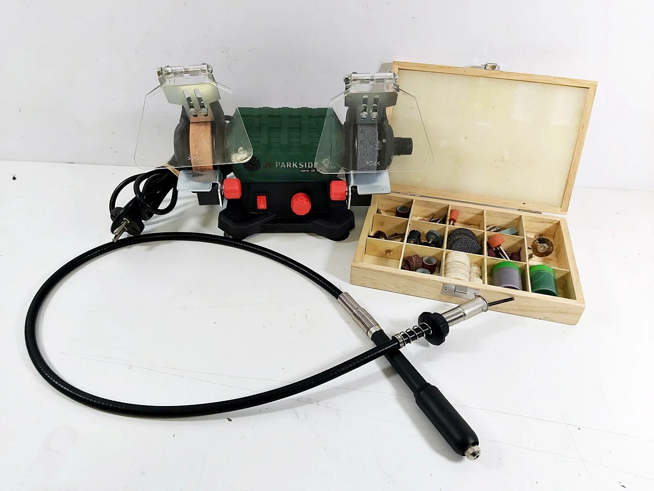 szlifierka-podwojna-parkside-pdfw120a1-akcesoria-mickiewicza-1-nidzica