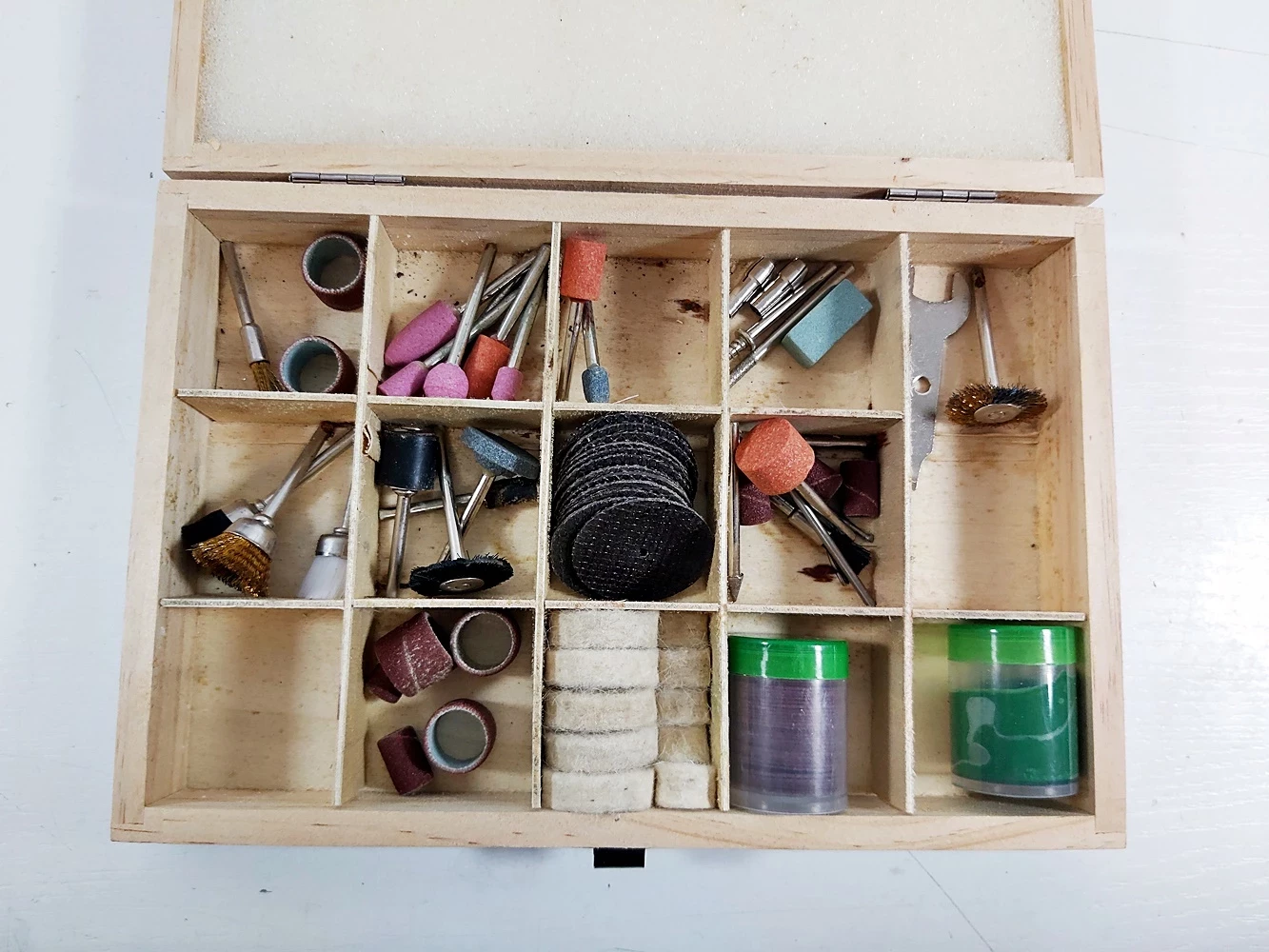 szlifierka-podwojna-parkside-pdfw120a1-akcesoria-ean-gtin-4019641051650