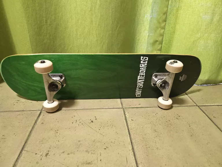 DESKOROLKA ENUF SKATE BOARDS