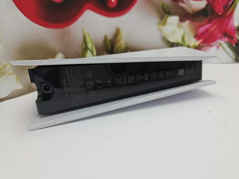 ladowarka-do-padow-ps5-producent-248798-942080