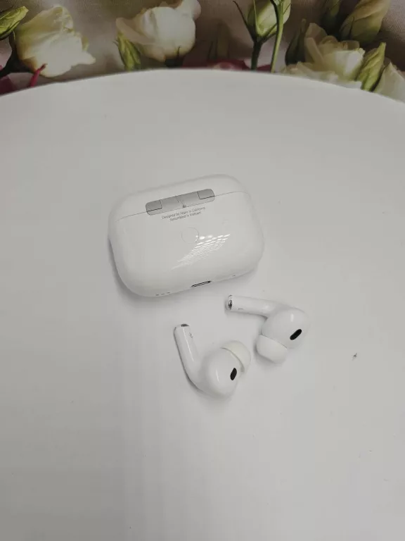 SŁUCHAWKI AIRPODS PRO (2. GENERACJI) ! SUPER STAN !