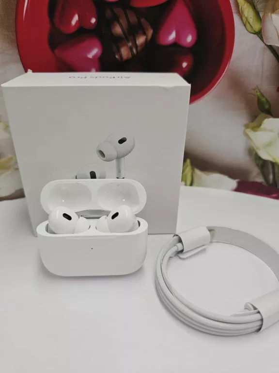 SŁUCHAWKI AIRPODS PRO (2. GENERACJI) ! SUPER STAN !