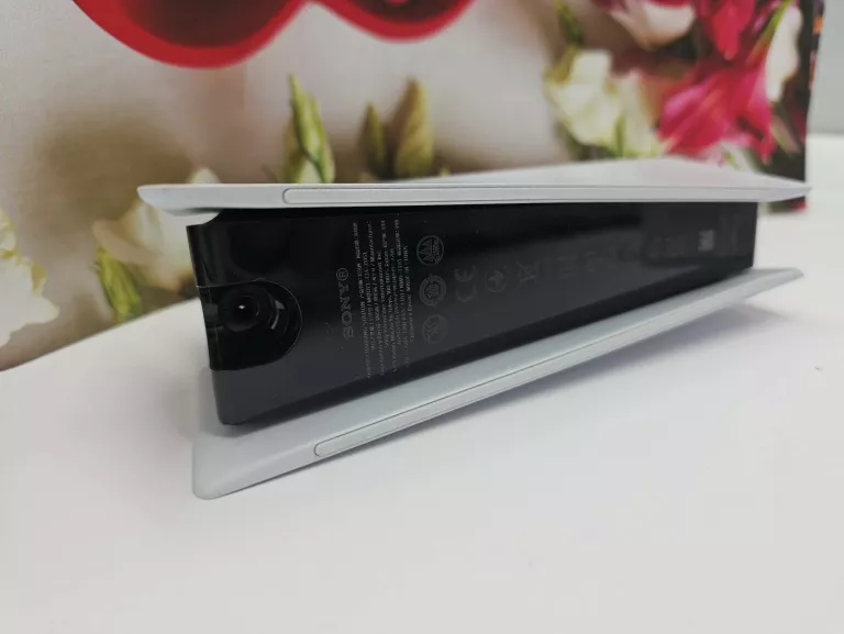 ladowarka-do-padow-ps5-waga-produktu-z-opakowaniem-jednostkowym-0530