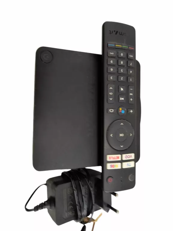 TV SMART 4K BOX DV8981