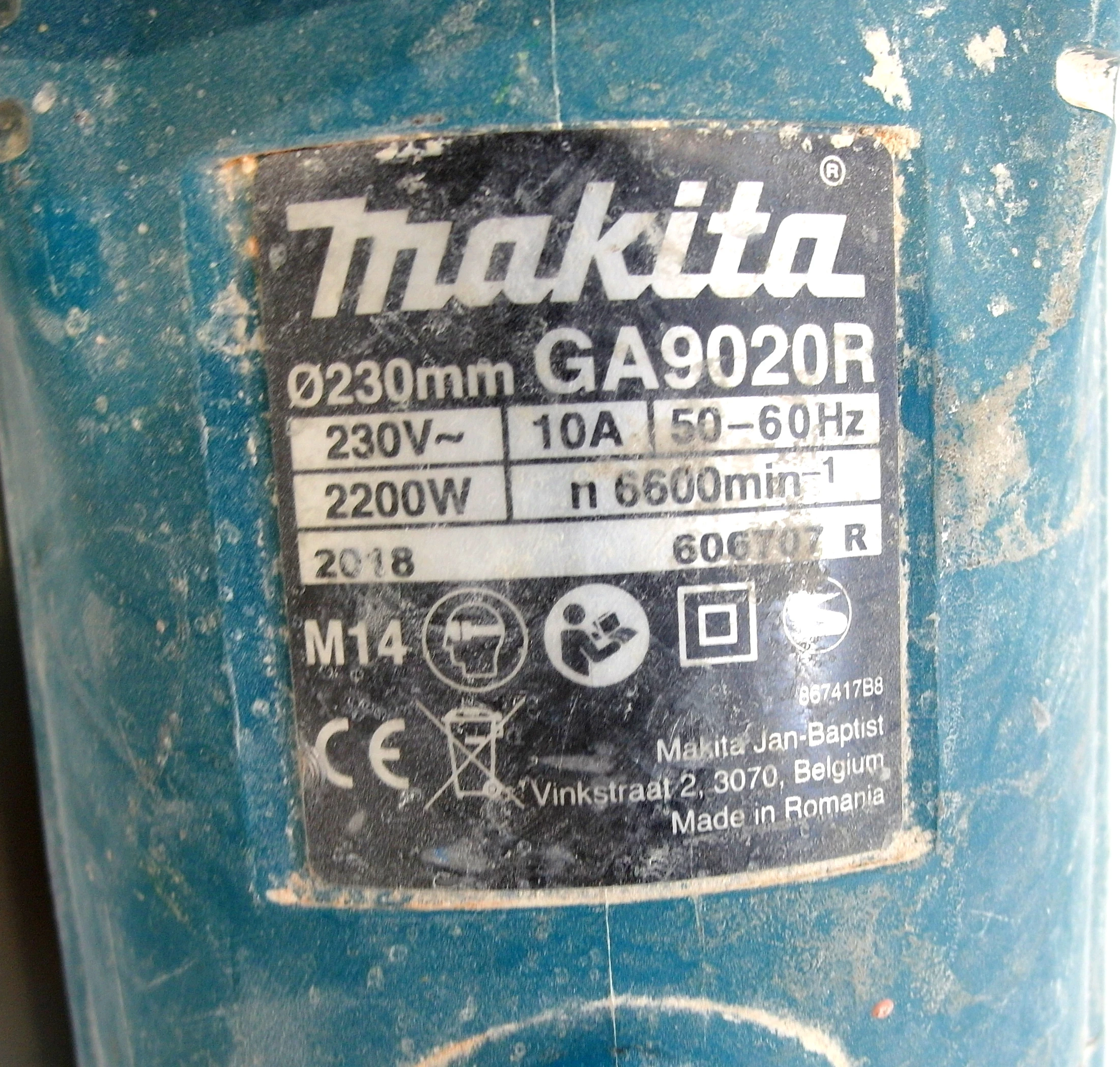 szlifierka-katowa-makita-ga9050r-2200w-stan-11323-2