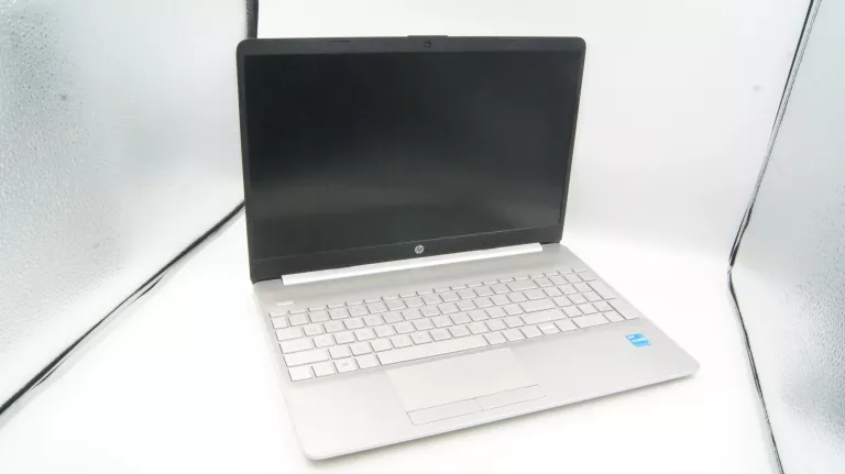 LAPTOP HP 15-DW3002NW I3-1115G4/8GB/250GB SSD/WIN10/INTEL UHD GRAPHICS