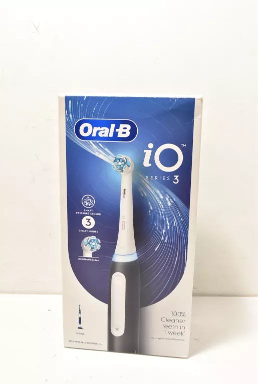 SZCZOTECZKA MAGNETYCZNA ORAL-B IO 3 CZARNY