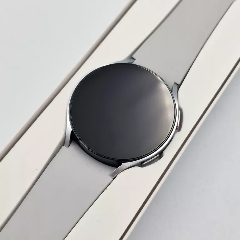 SMARTWATCH SAMSUNG GALAXY WATCH 6 SM-R945F