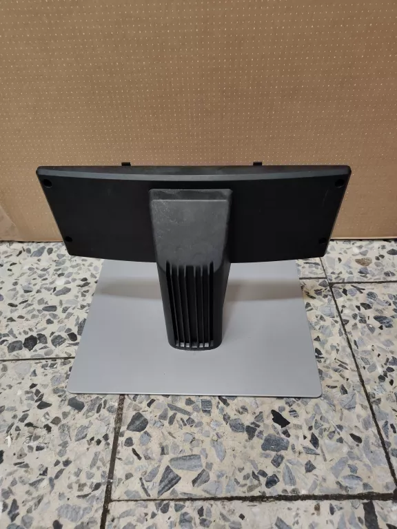 TELEWIZOR QLED SAMSUNG QE65Q77CATXXH 65" 4K UHD KOMPLET