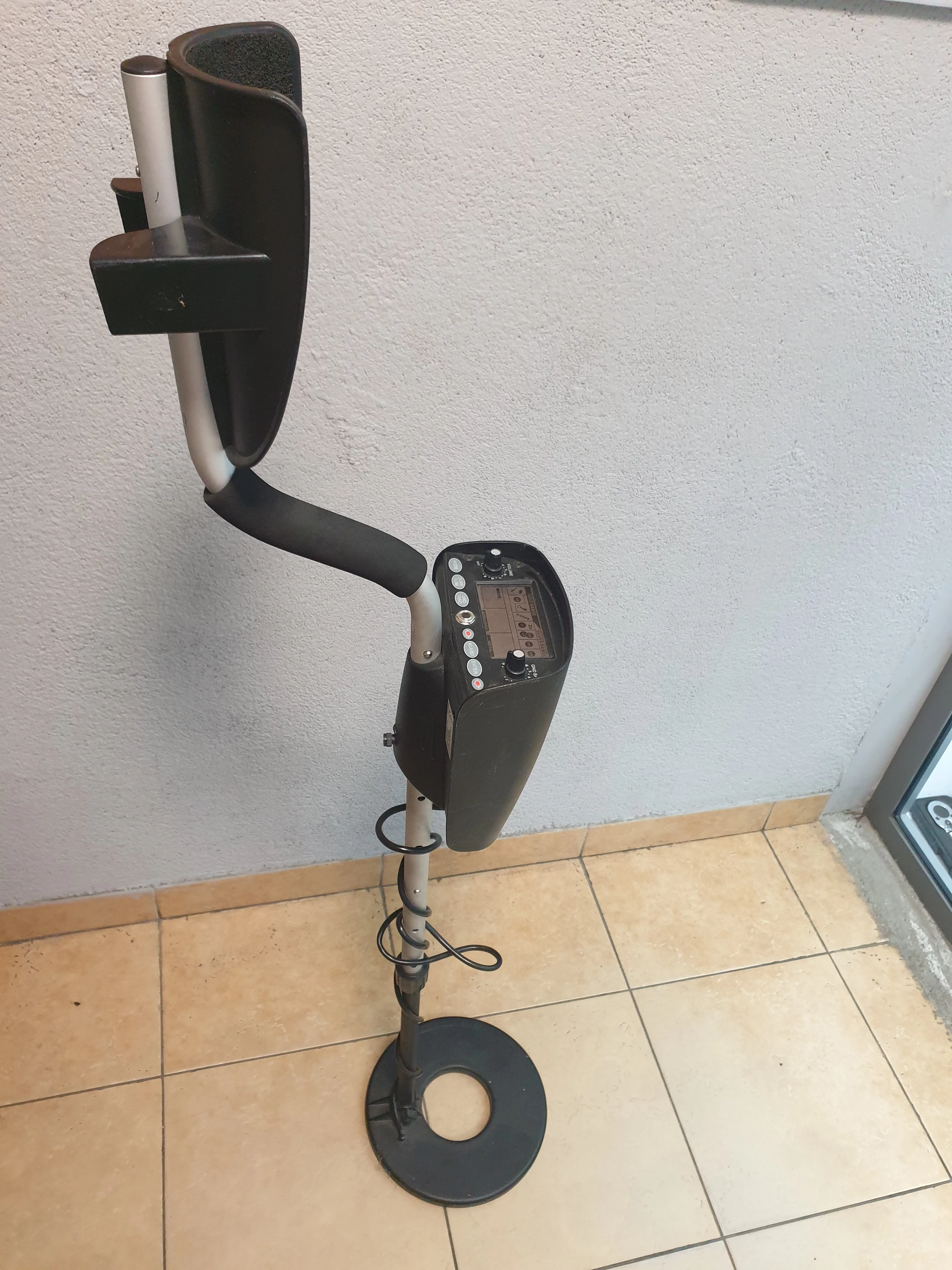 wykrywacz-metali-kayoba-002163-model-002163