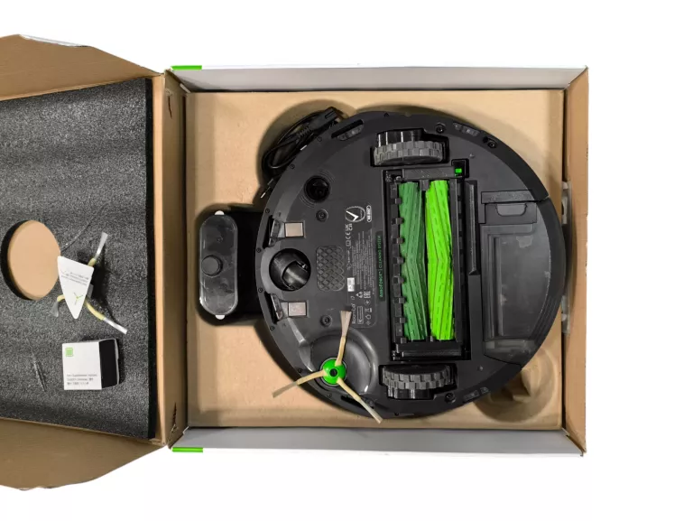 ROBOT SPRZĄTAJĄCY IROBOT ROOMBA I7 + AKCESORIA