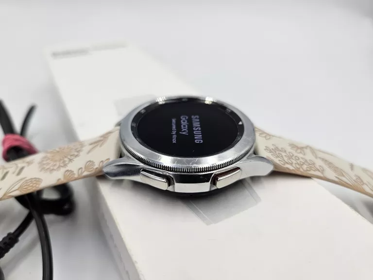 smartwatch-samsung-galaxy-watch-4-classic-42mm-sm-r880-model-249460-1680462