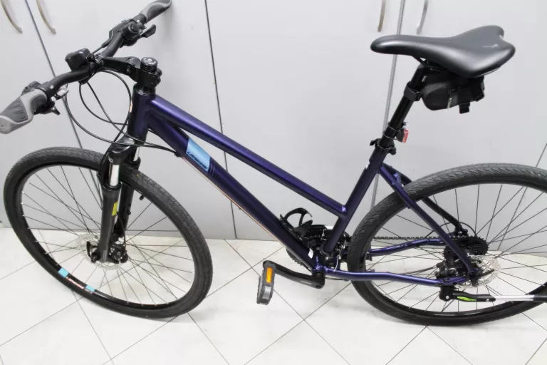 ROWER LAPIERRE CROSS 300 W RAMA 19" KOŁA 28" STAN BDB