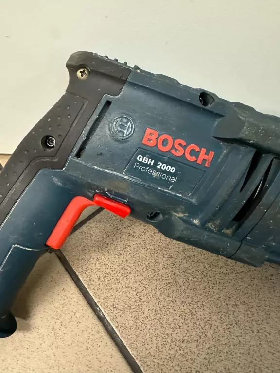 MŁOTOWIERTARKA BOSCH GBH 2000 PROFESSIONAL/ NIE WŁACZA SIĘ !