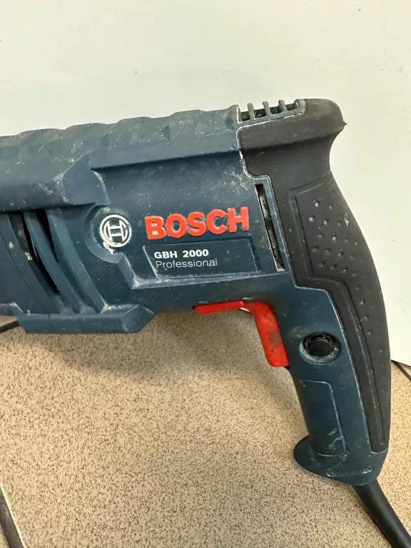 MŁOTOWIERTARKA BOSCH GBH 2000 PROFESSIONAL/ NIE WŁACZA SIĘ !
