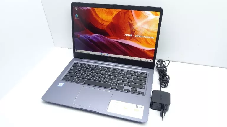LAPTOP ASUS VIVOBOOK S14 S410U INTEL I3-7020U 4/256GB SSD