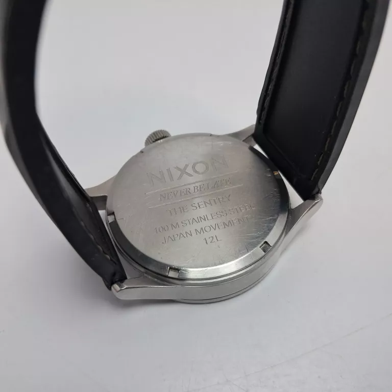 ZEGAREK NIXON NEVER BE LATE