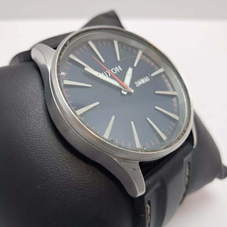 ZEGAREK NIXON NEVER BE LATE