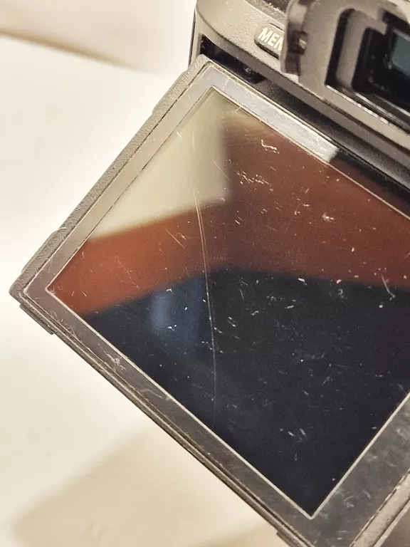 APARAT FOTOGRAFICZNY SONY ALFA 7 II ILCE-7M2 KORPUS PĘKNIĘTY