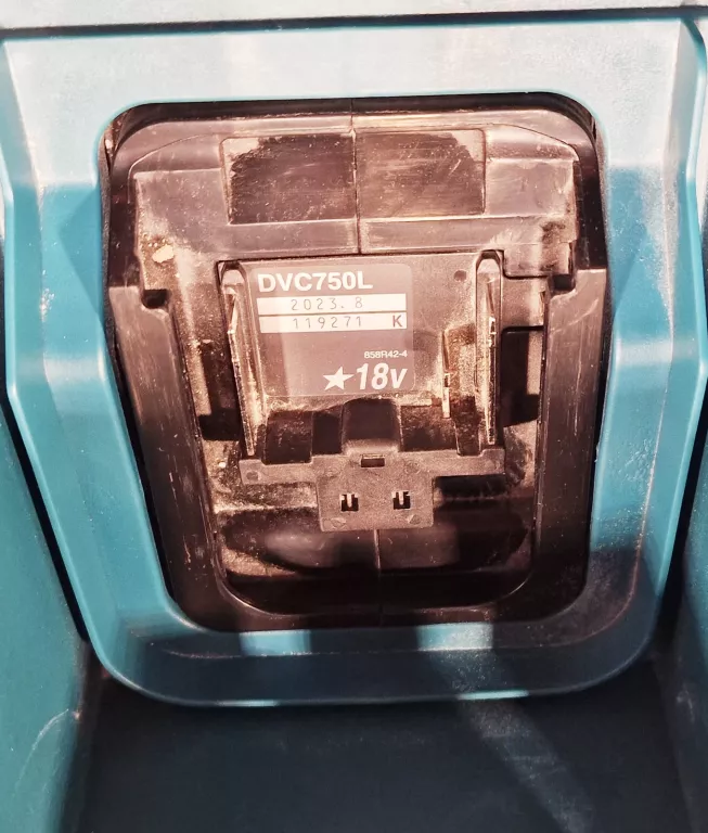 ODKURZACZ AKUMULATOROWY MAKITA DVC750L 18 V 2023