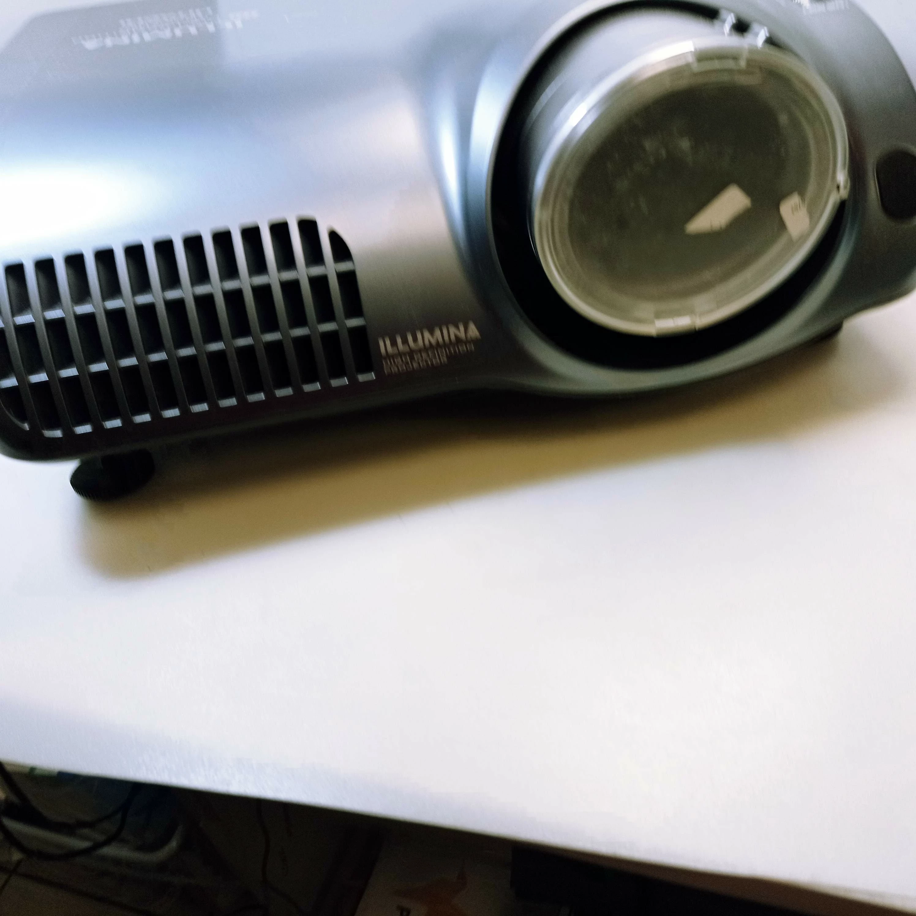 projektor-hitachi-pj-tx200-model-pj-tx200