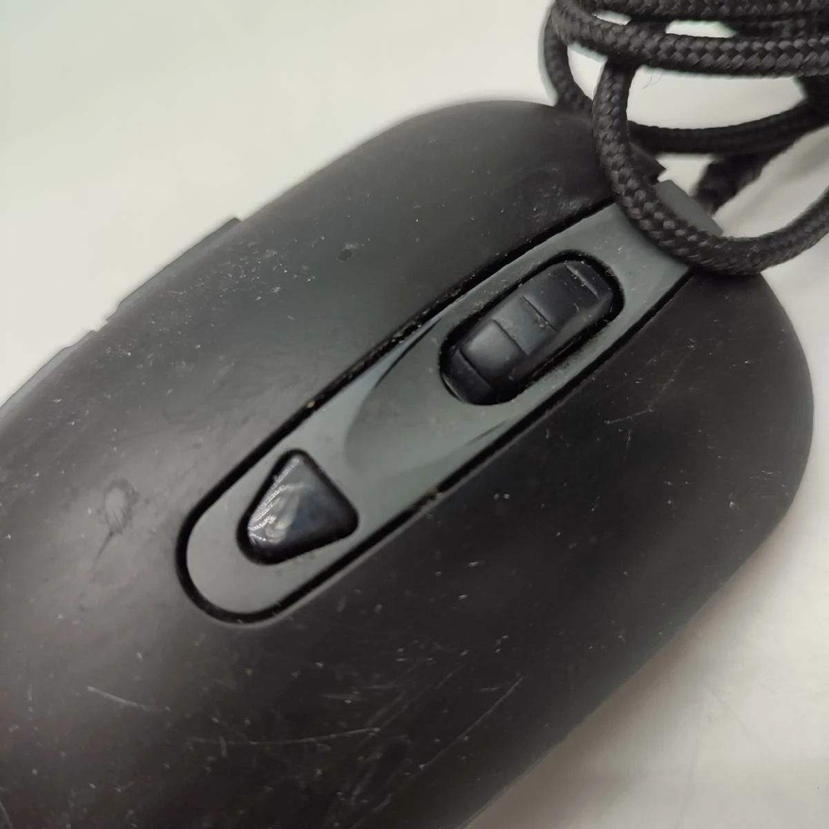 myszka-przewodowa-genesis-krypton-190-sensor-515-1