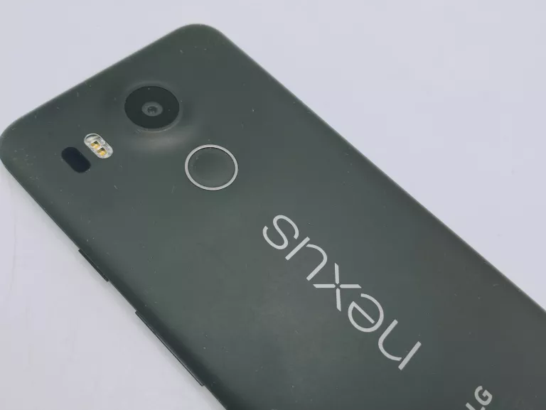 TELEFON LG NEXUS 5X (OPIS)