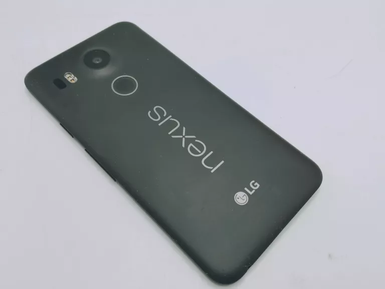 TELEFON LG NEXUS 5X (OPIS)