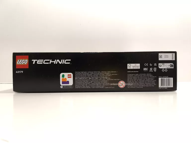 PLANETA ZIEMIA I KSIĘŻYC NA ORBICIE 42179 LEGO TECHNIC