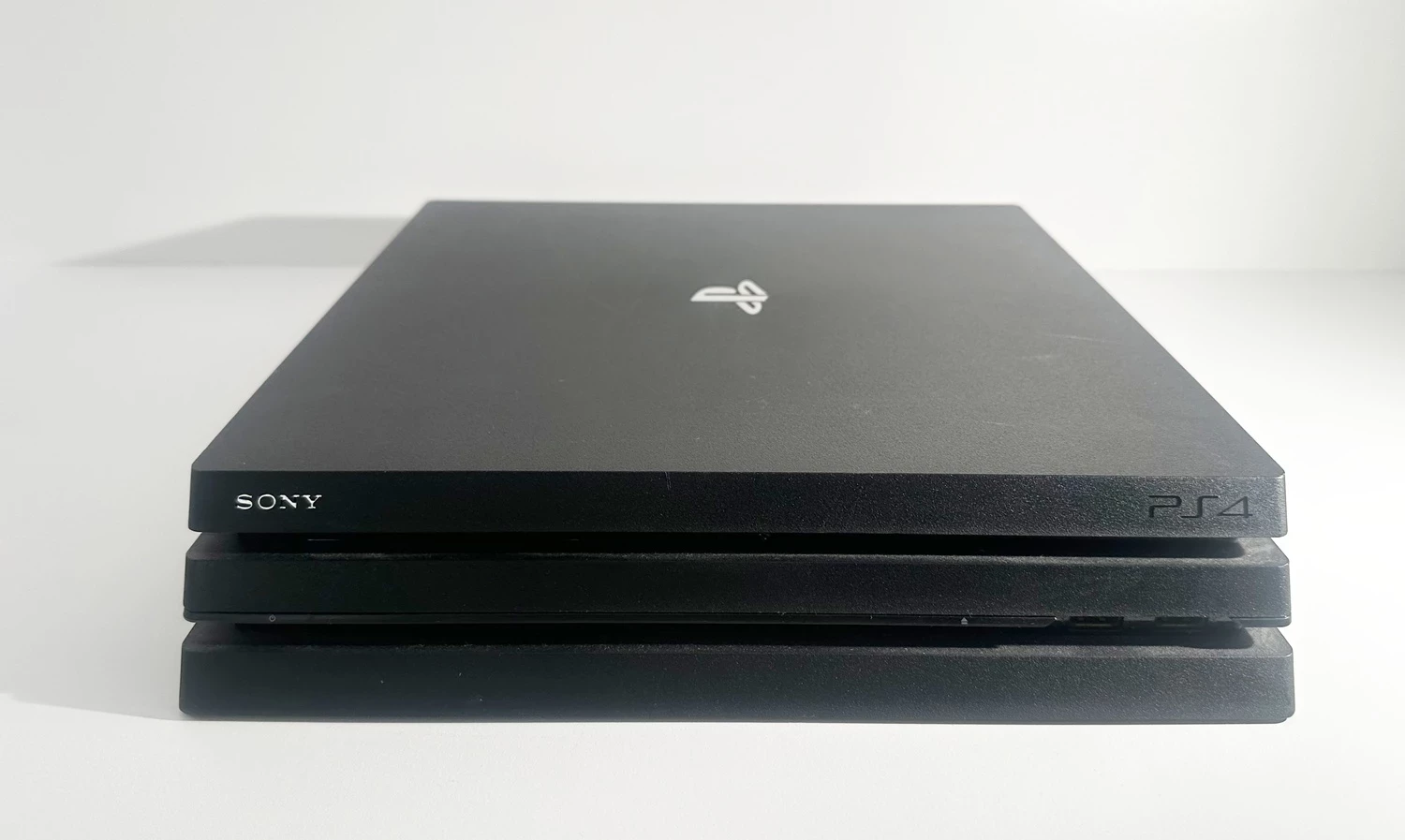 konsola-ps4-pro-1tb-kod-producenta-cuh-7208b