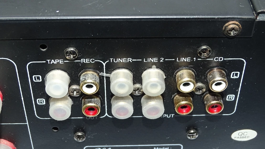 wzmacniacz-tranzystorowo-lampowy-vincent-sv-226-model-sv-226