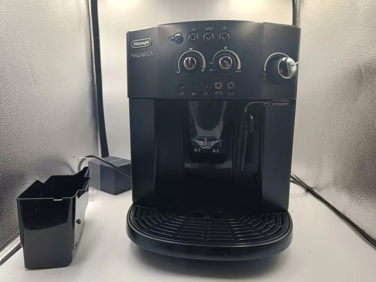 EKSPRES DE'LONGHI ESAM 4000.B [240601009]